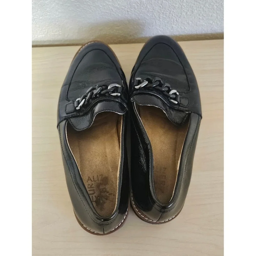 Naturalizer Agnes Patent Leather Loafer Black Chain Women Size 9 Chunky Platform